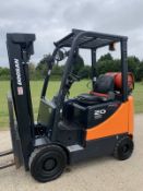 Doosan 2 Tonne Gas Forklift Container Spec 2016