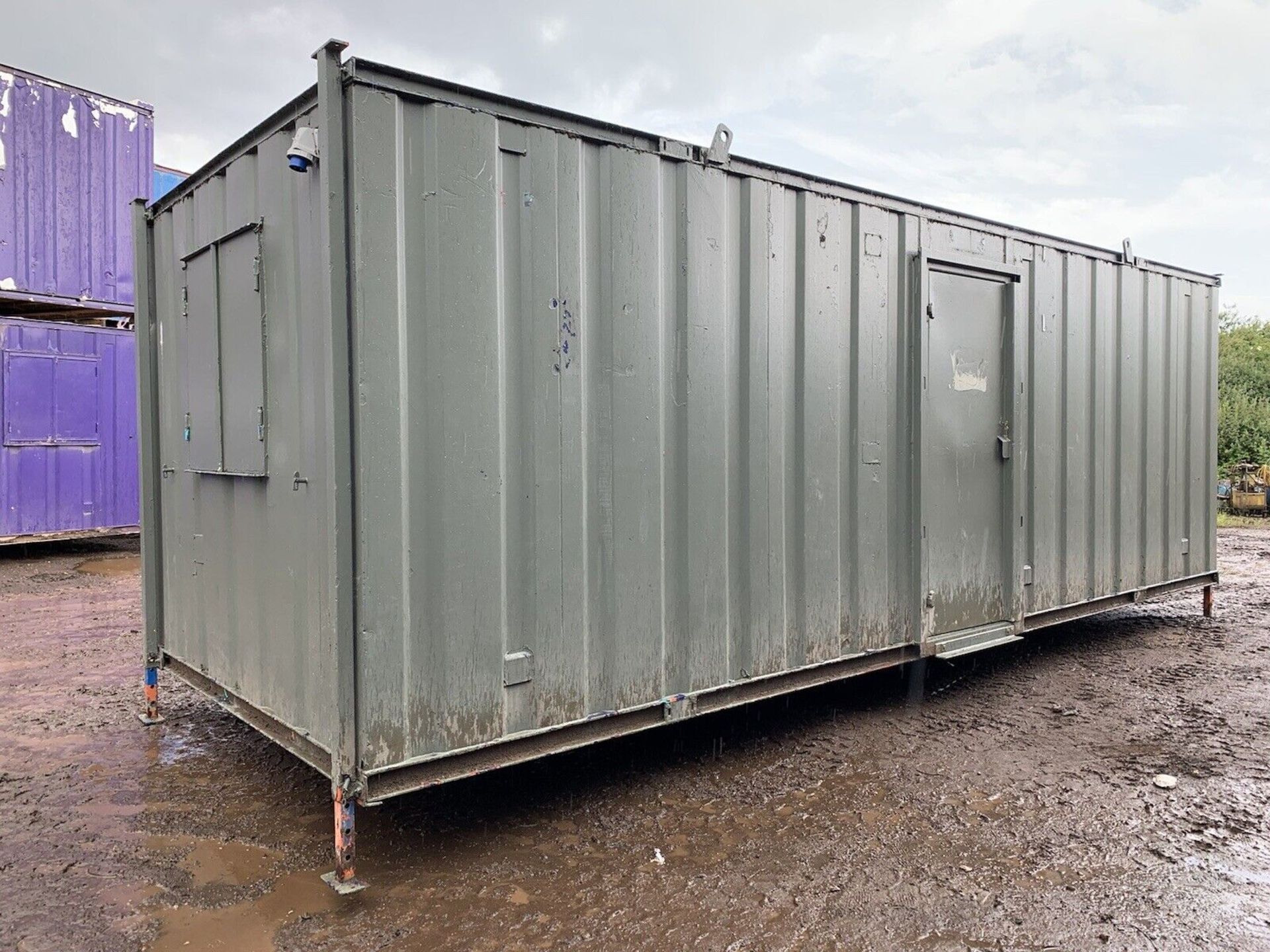 24ft Portable Office Site Cabin Canteen Welfare Unit Anti Vandal Steel Container