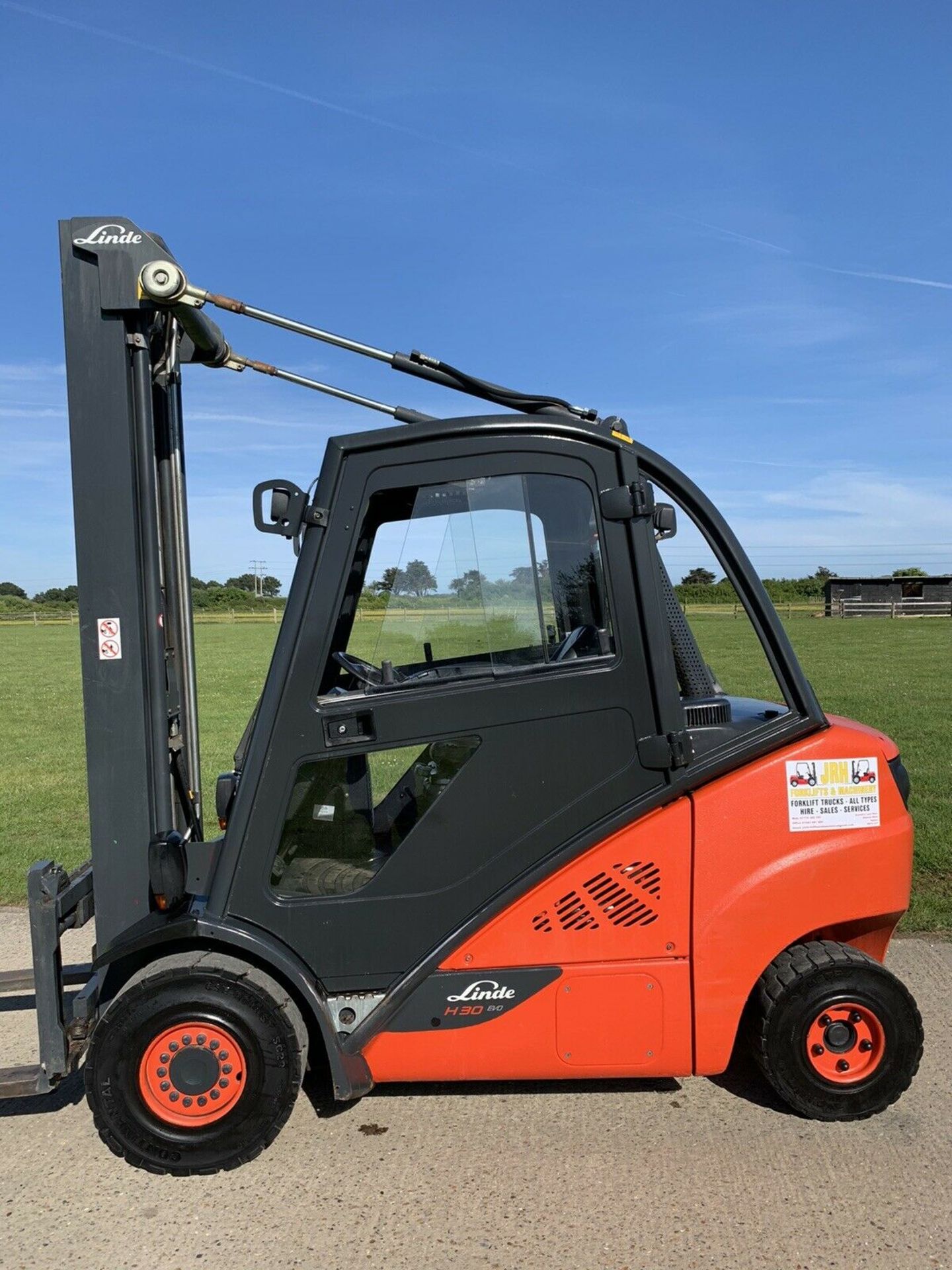 Linde H30 Evo Diesel Forklift 2014 Full Cab 6.4 Mast - Image 10 of 10