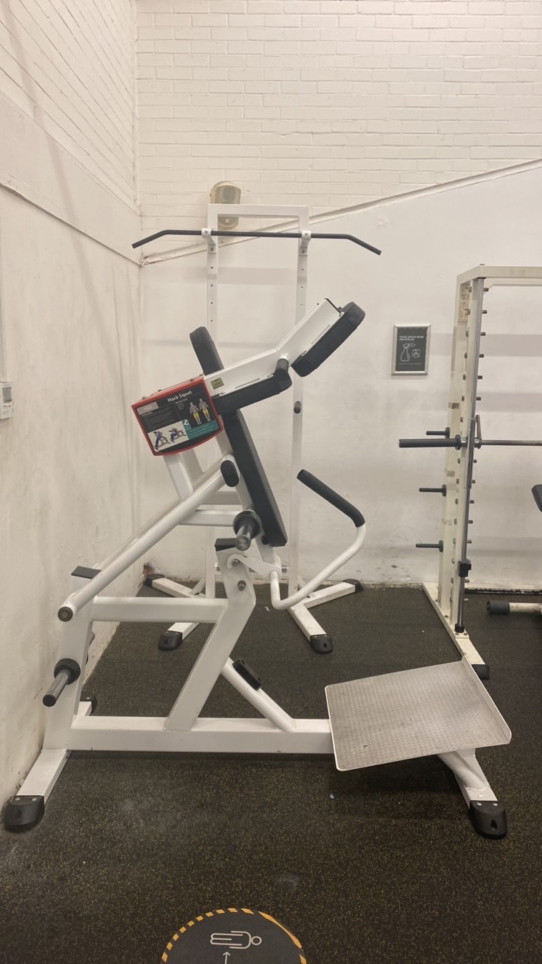 Squat/Hack Squat Machine - Image 3 of 5