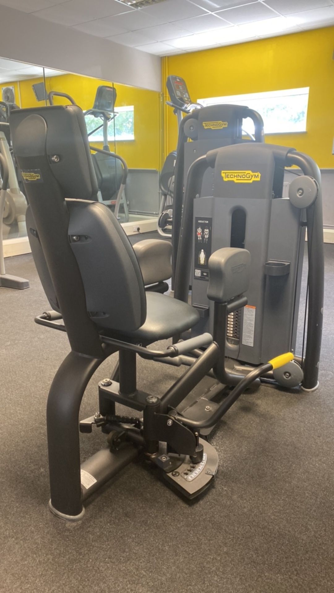 Technogym Abductor Machine - Image 2 of 4