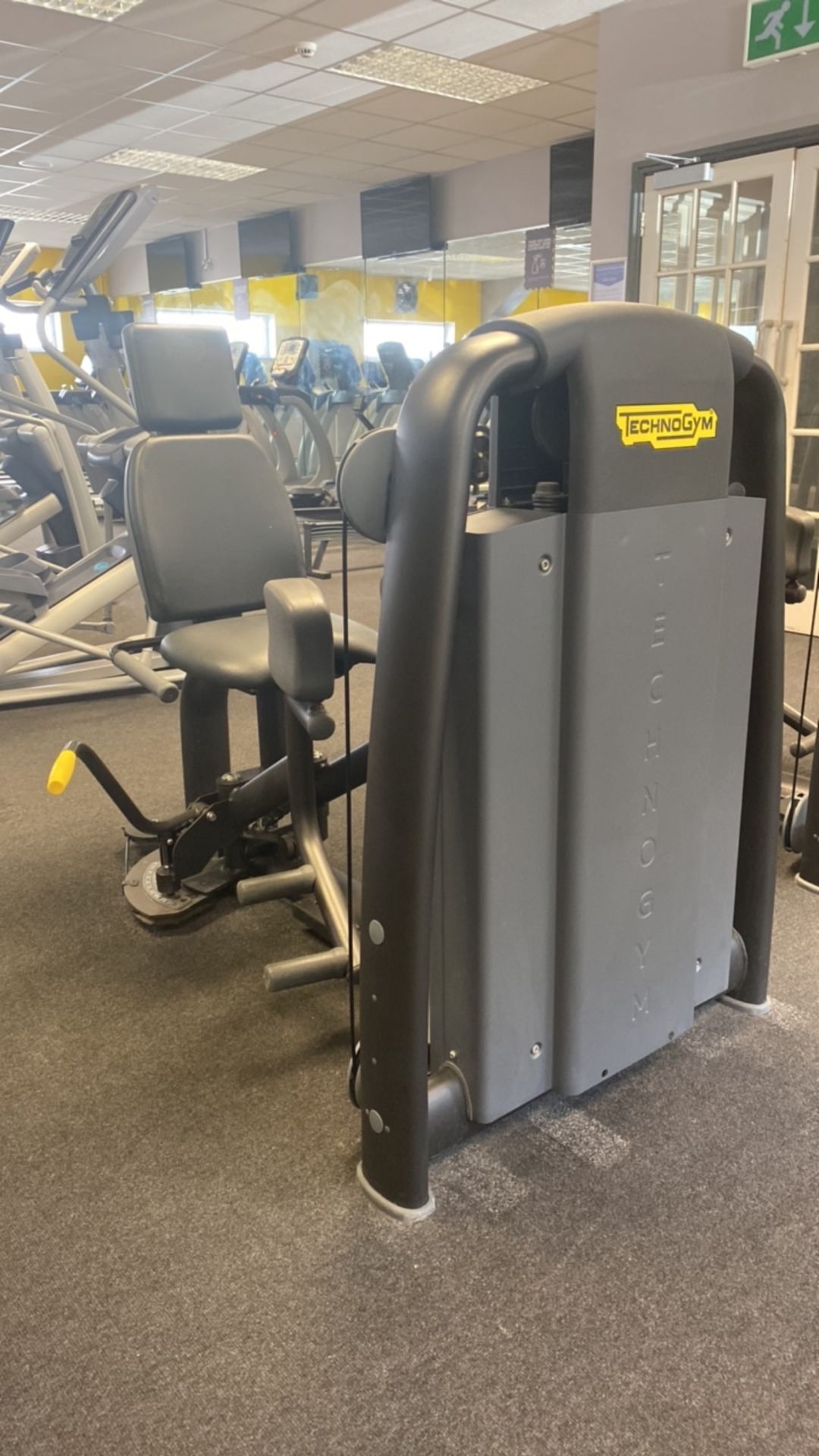 Technogym Adductor Machine - Image 4 of 5