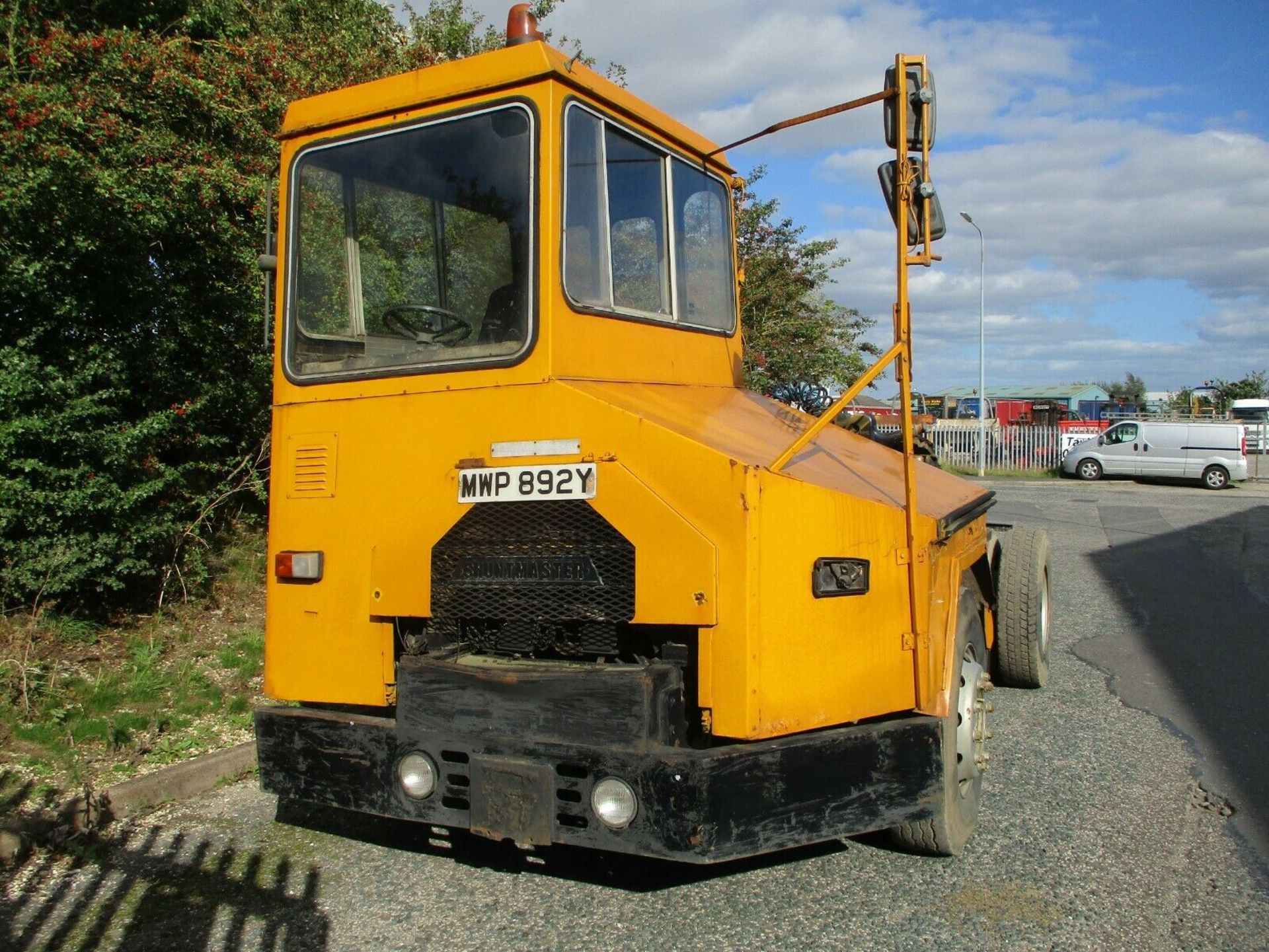 Reliance Dock spotter shunter tow tug tractor unit Perkins V8 Terberg - Image 8 of 10