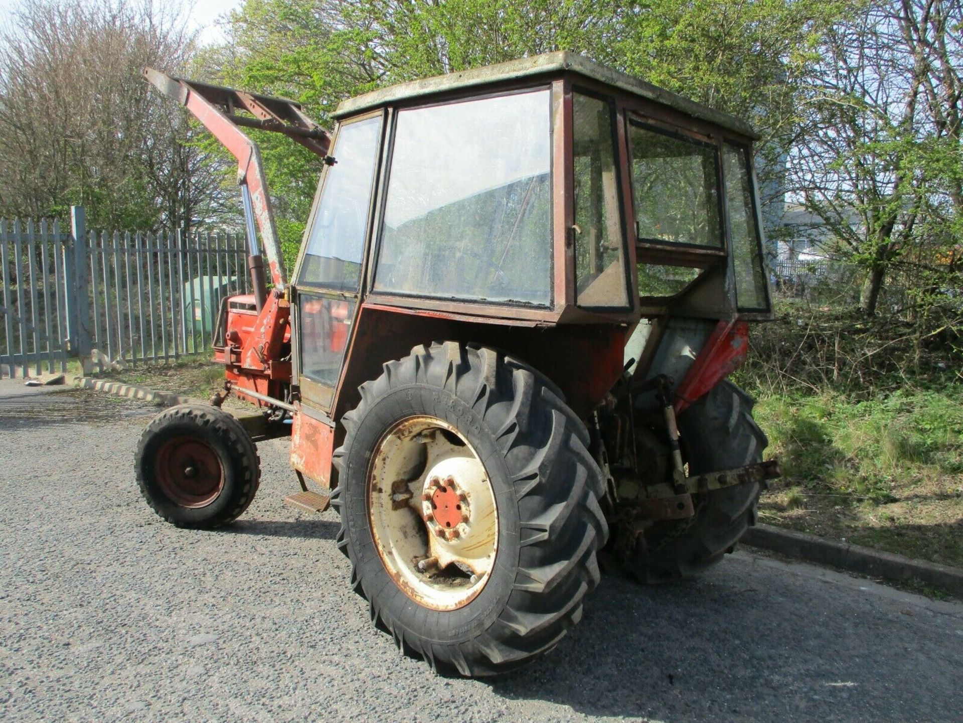 Zetor 5718 tractor & Loader 58 hp - Image 3 of 8