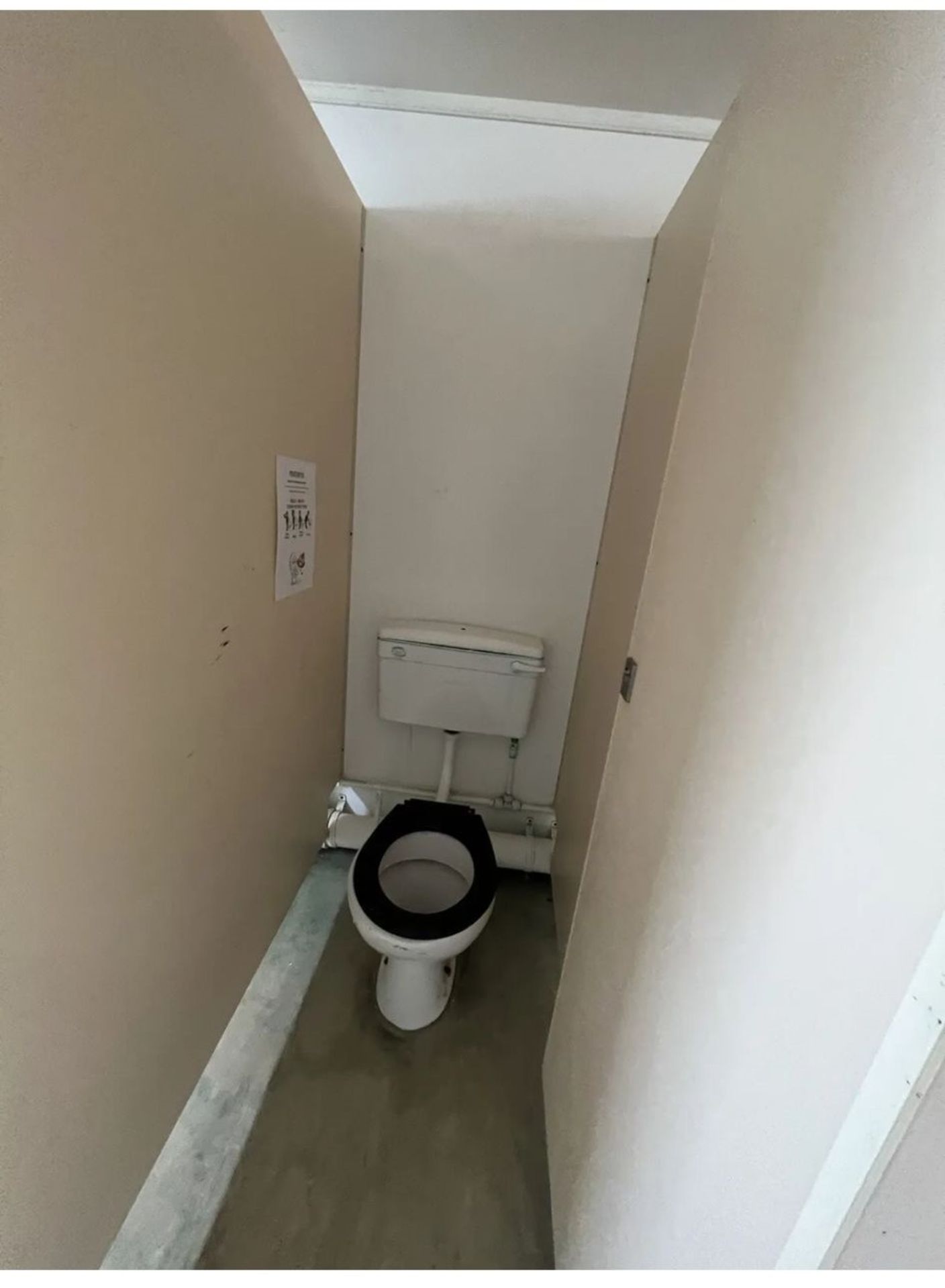 28ft site toilet block - Image 7 of 10
