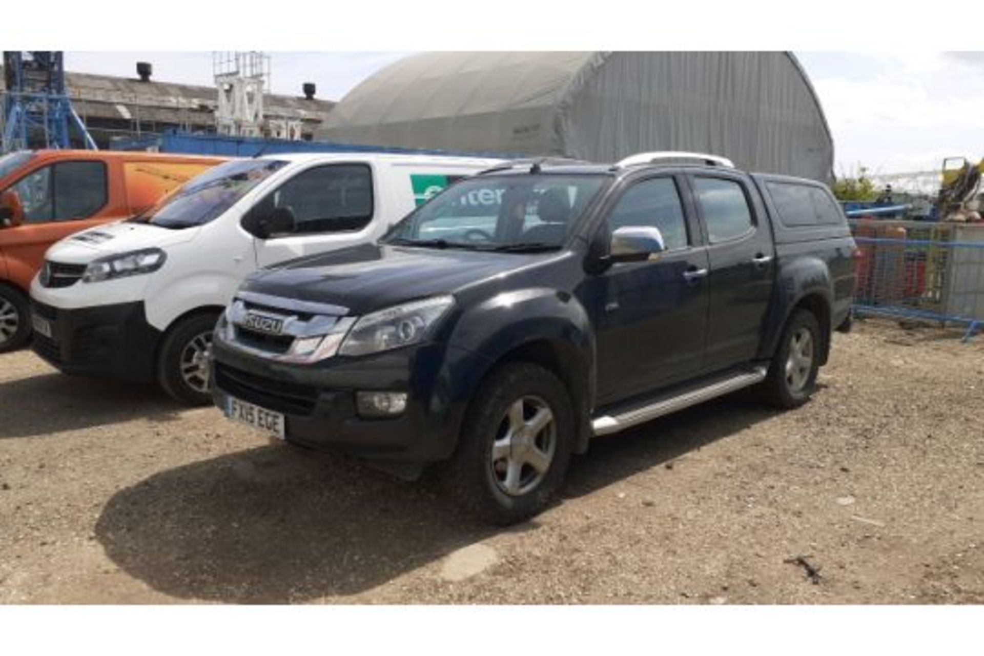 Isuzu D-Max 2.5 TD - Image 2 of 5