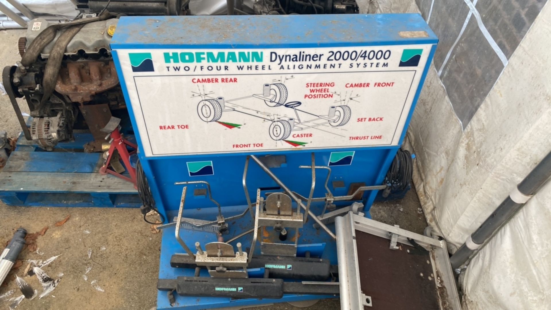 Hofmann Dynaliner 2000/4000 Two/Four Wheel Alignment System - Image 2 of 3