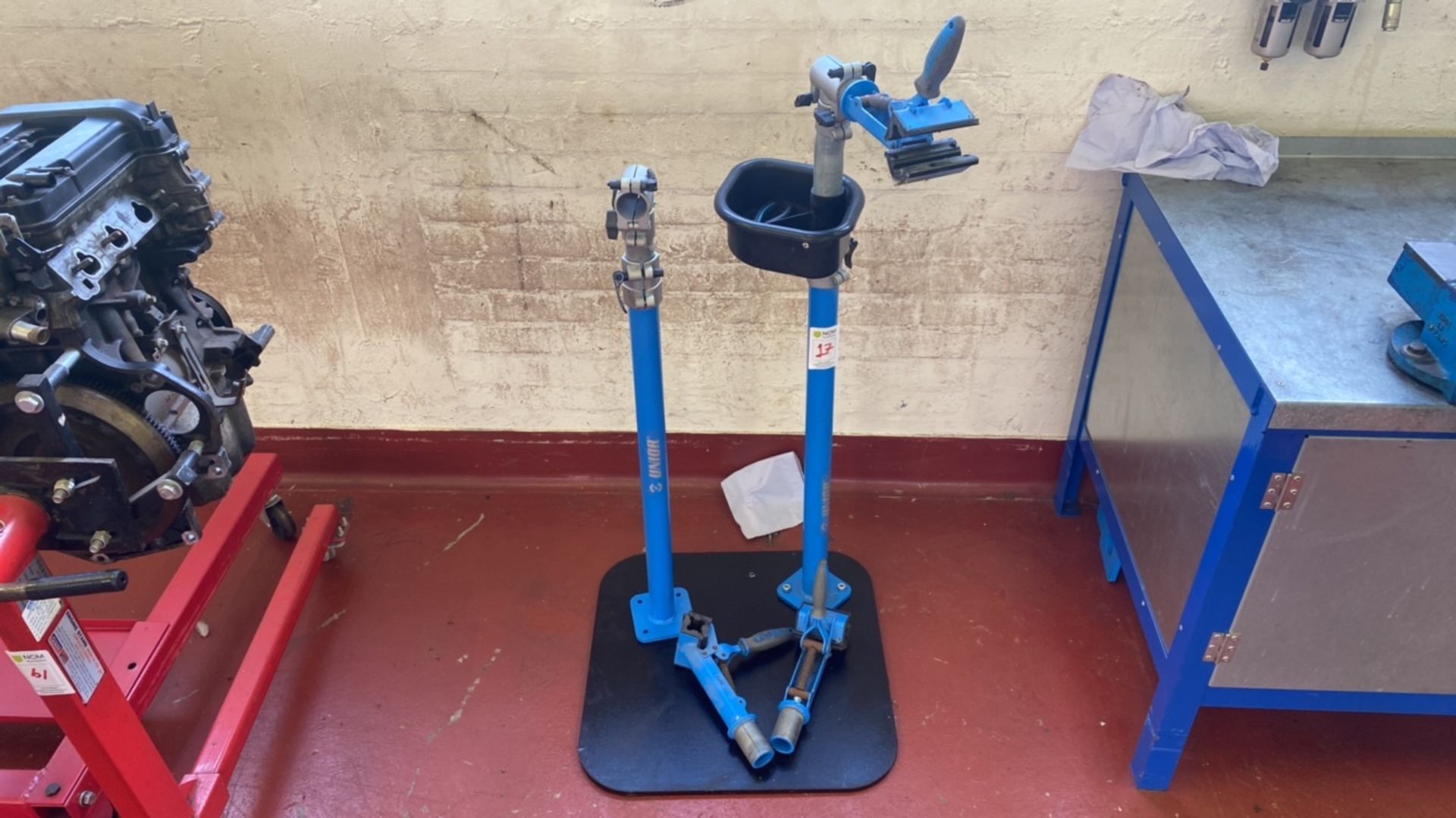 Unior Mechanical Repair Stand - Image 2 of 5
