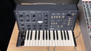 KORG MS-10 Synthesizer