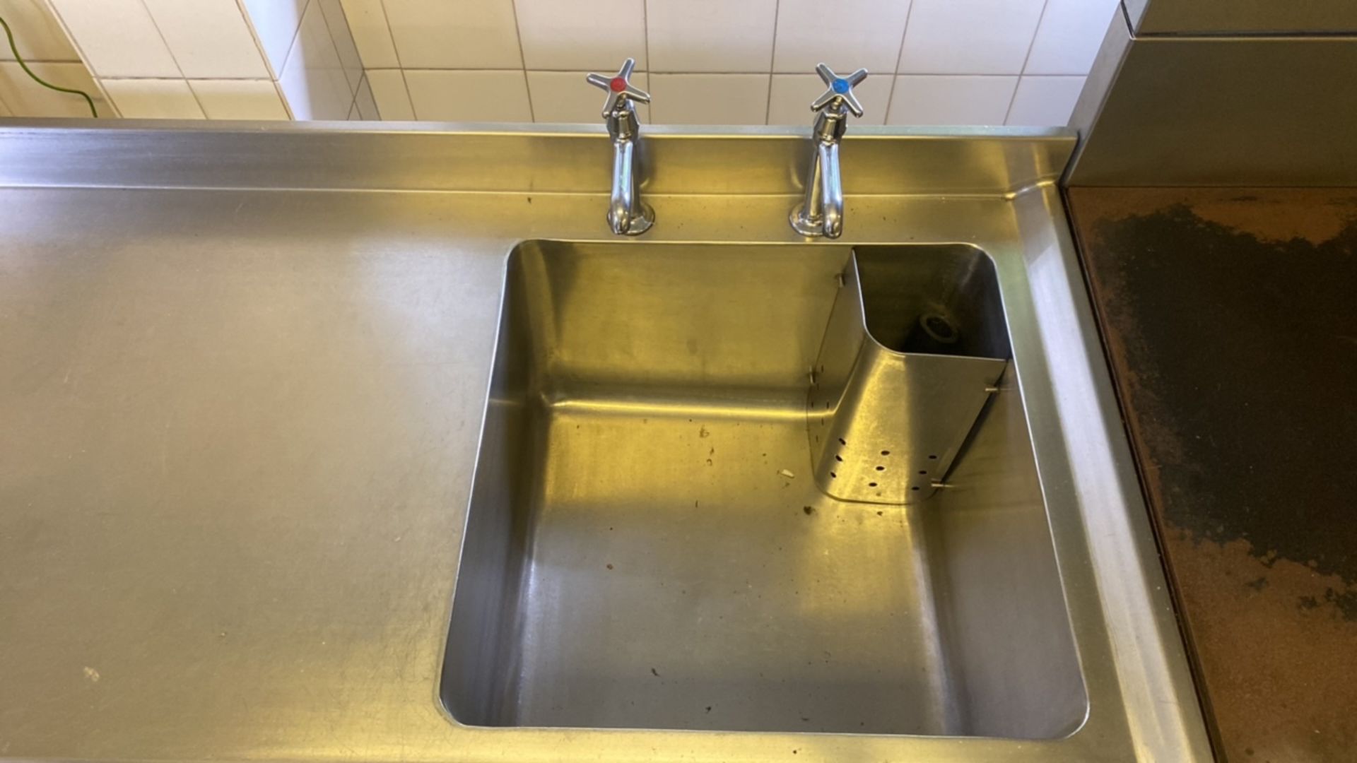 Stainless Steel Deep Based Sink - Image 3 of 4