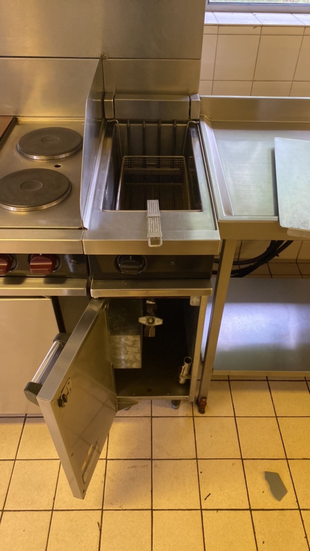 Morewood M Line Plus Solid Top Oven with Fryer - Image 4 of 5