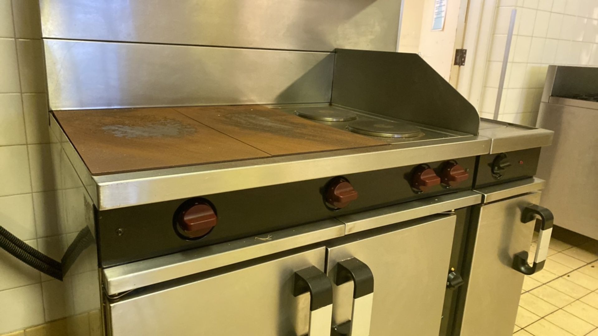 Morewood M Line Plus Solid Top Oven with Fryer - Image 4 of 5