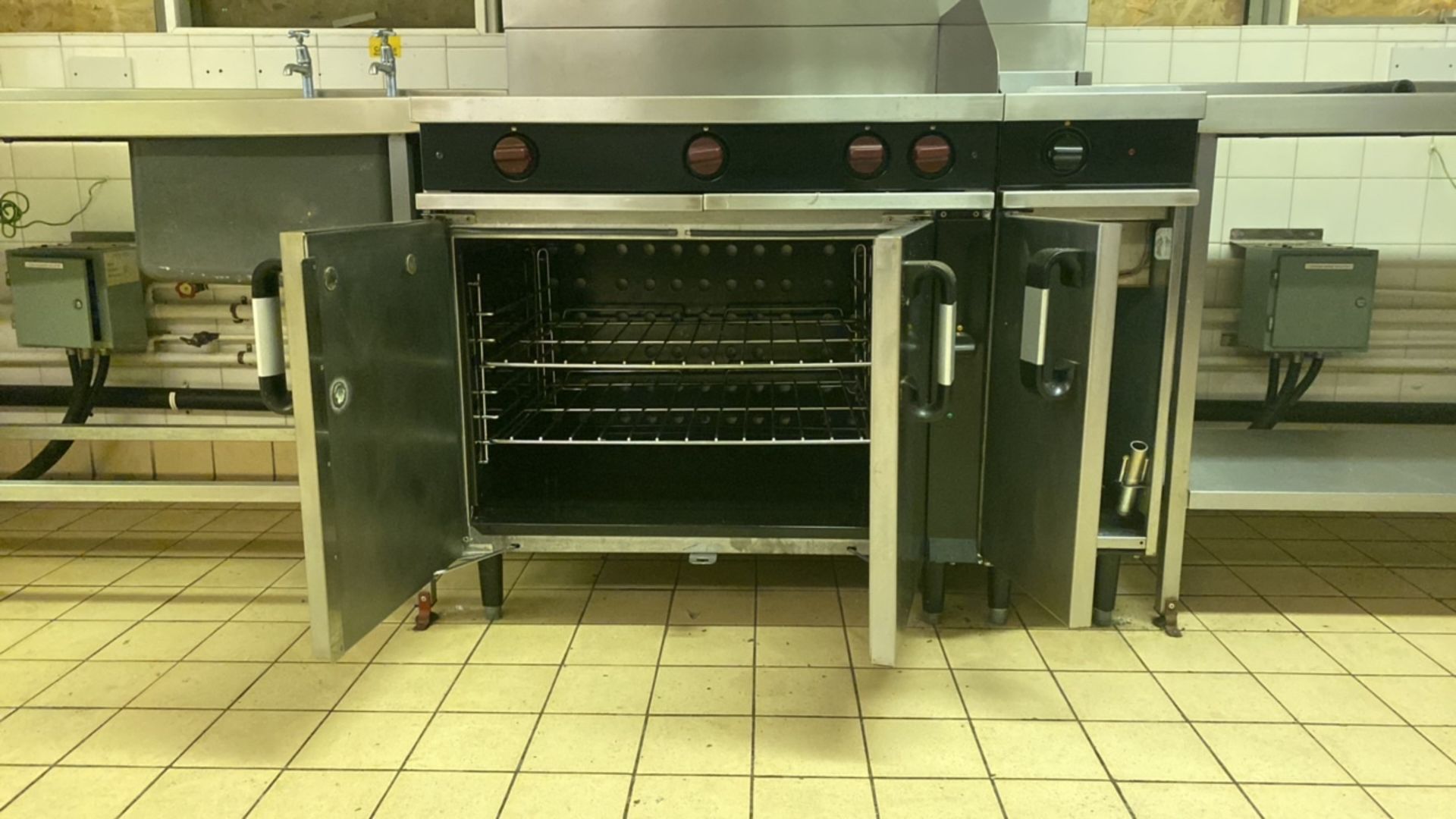 Morewood M Line Plus Solid Top Oven with Fryer - Image 3 of 5