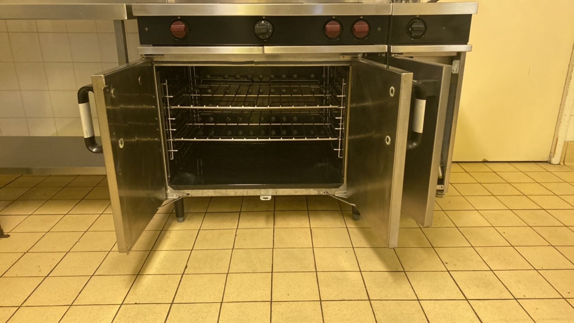 Morewood M Line Plus Solid Top Oven with Fryer - Image 4 of 7