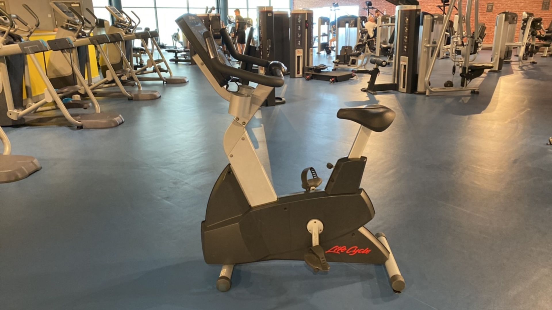 Life Fitness LifeCycle Recumbent Bike