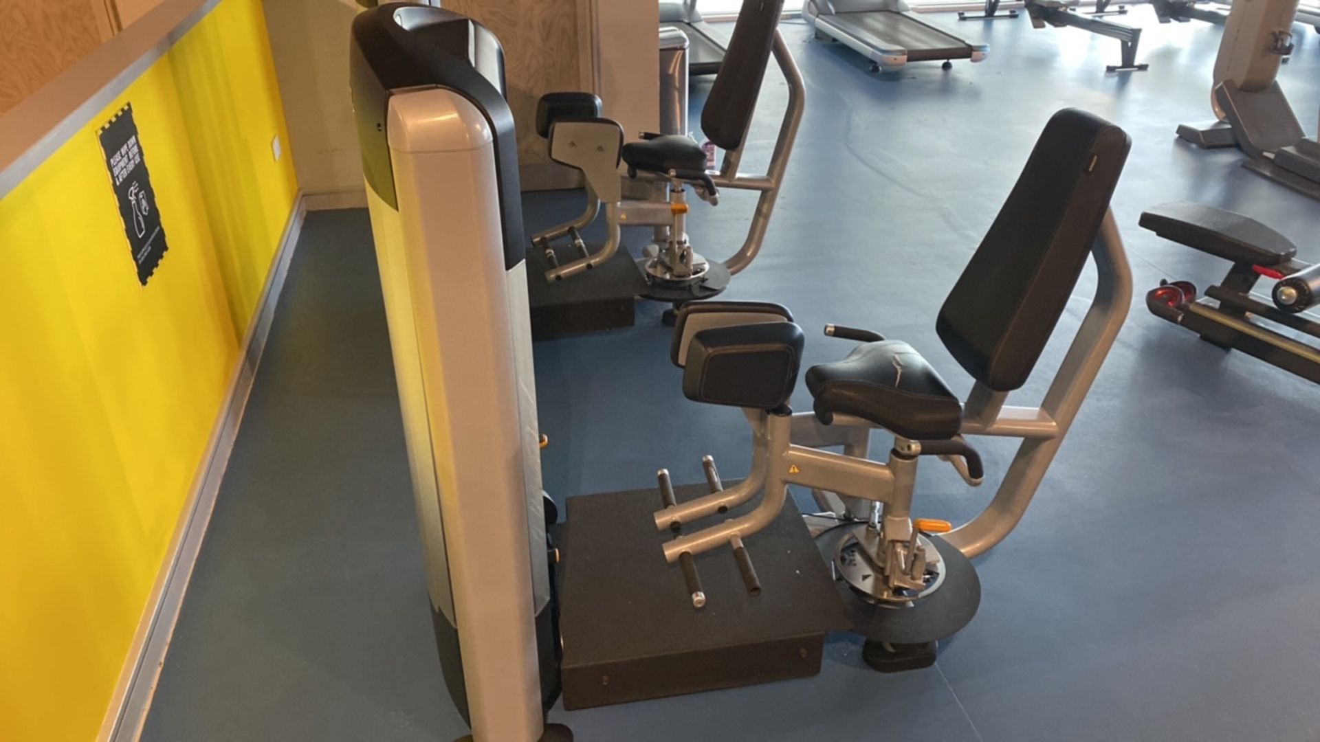 Precor Inner Thigh Machine - Image 4 of 4