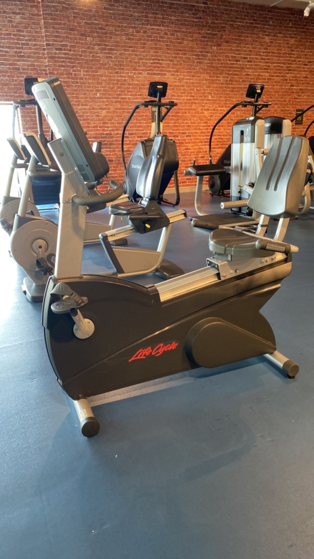 Life Fitness LifeCycle Recumbent Bike - Image 2 of 4