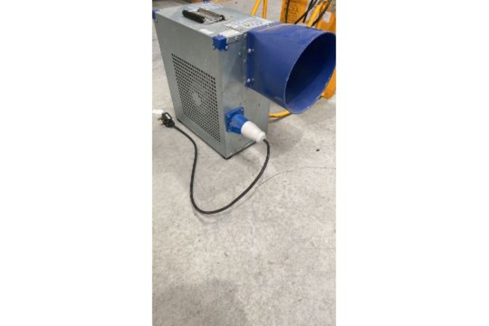 X2 Blowers - Image 2 of 6
