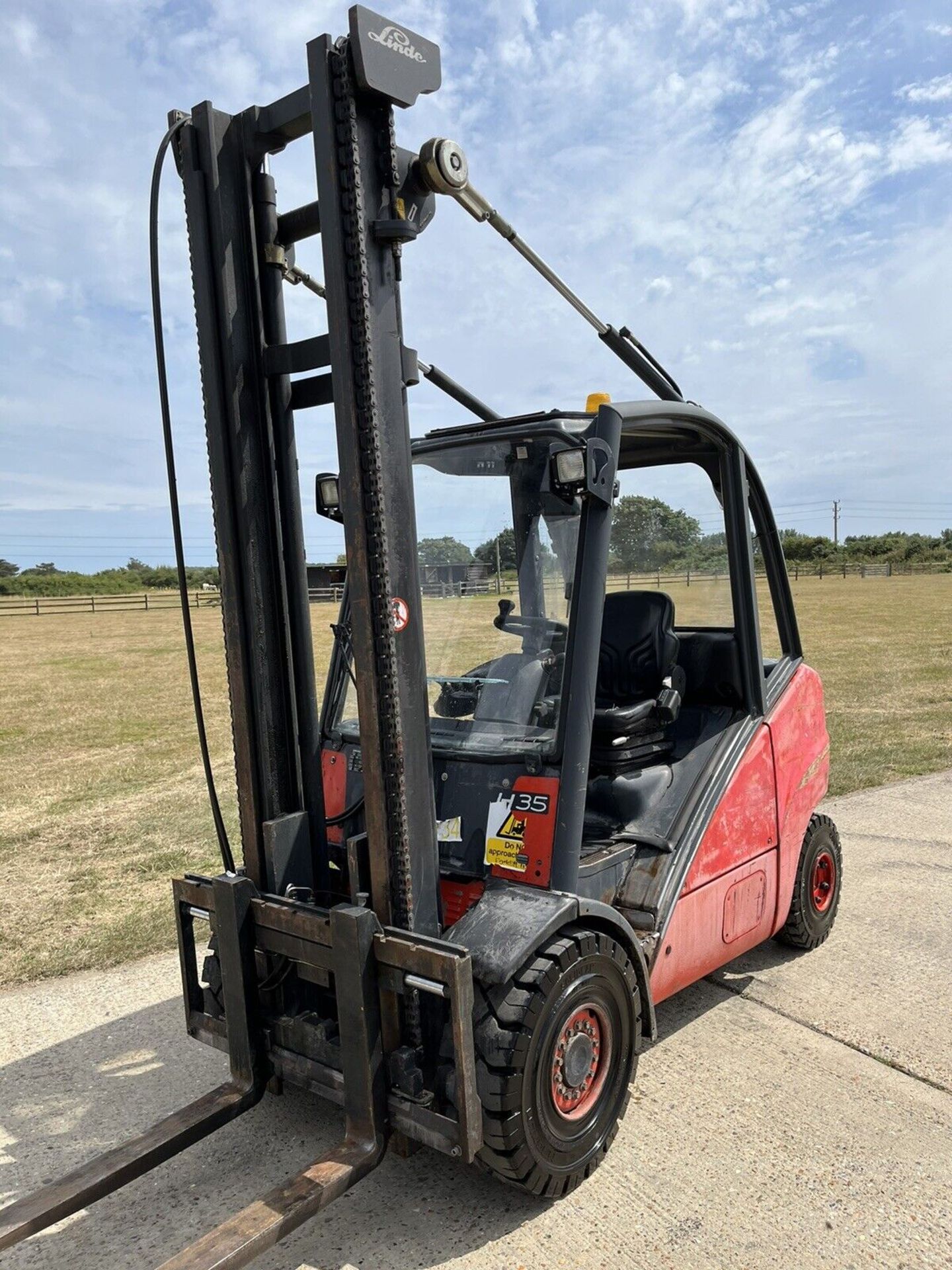 Linde H35 Diesel Forklift - Image 2 of 4