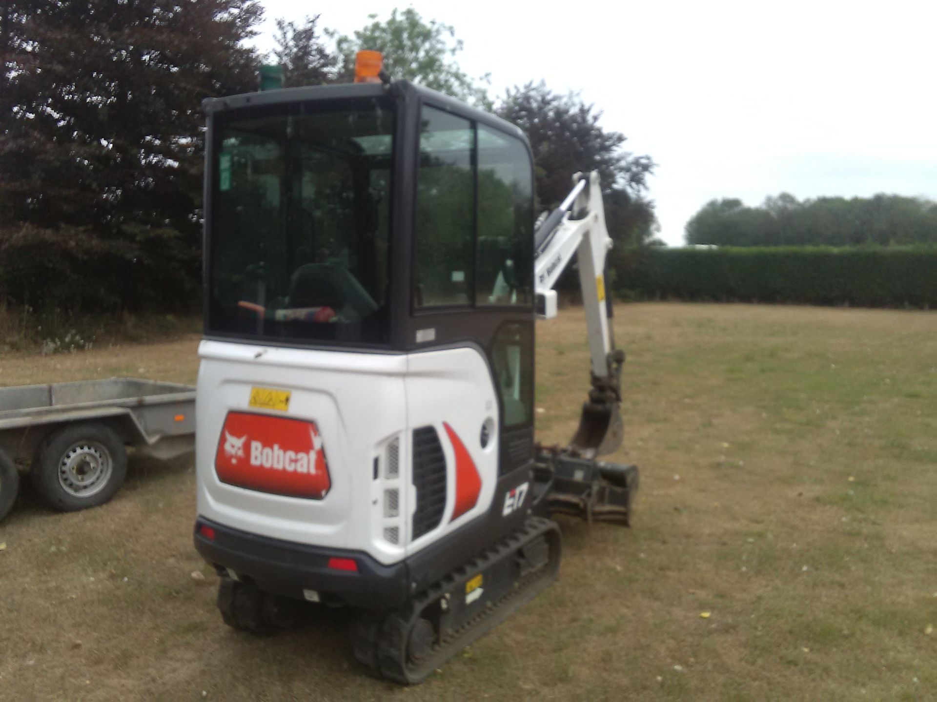 Bobcat E17 Mini Excavator - Image 5 of 10