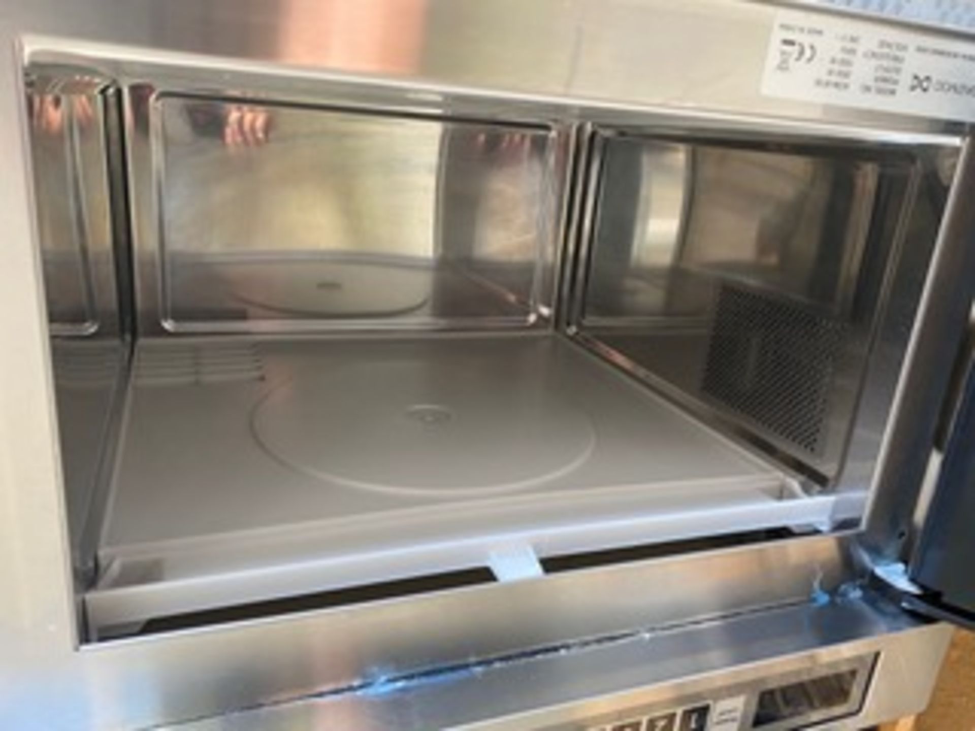 Commercial Microwave made by Daewoo - Image 5 of 6