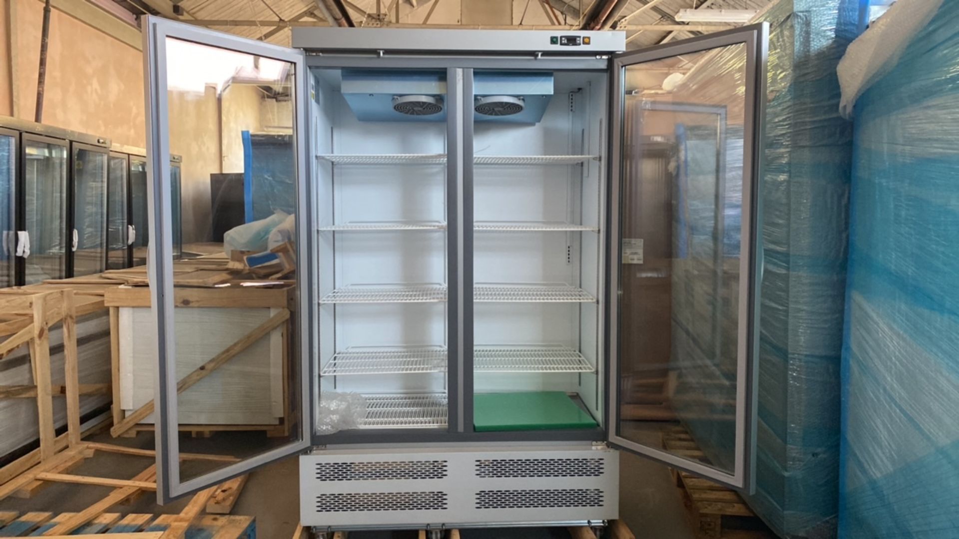 Docriluc Double Door Freezer - Image 3 of 8