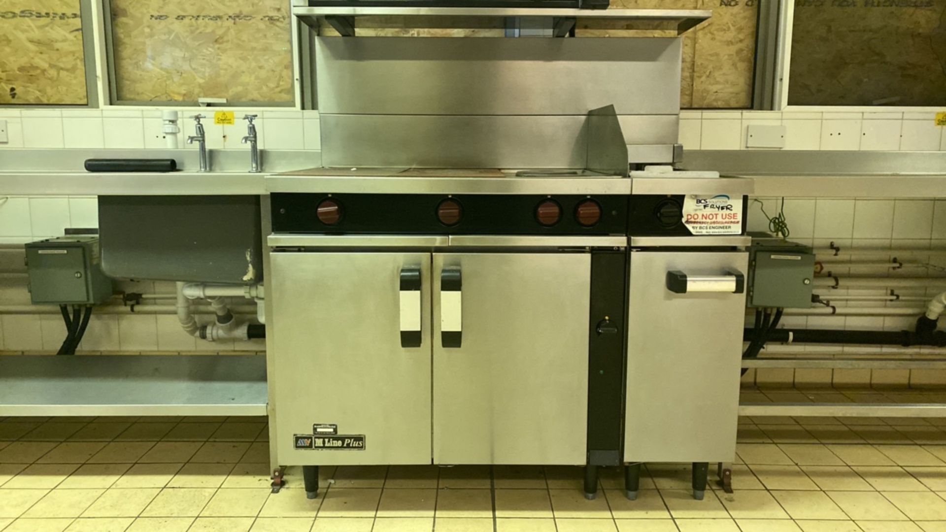 Morewood M Line Plus Solid Top Oven with Fryer