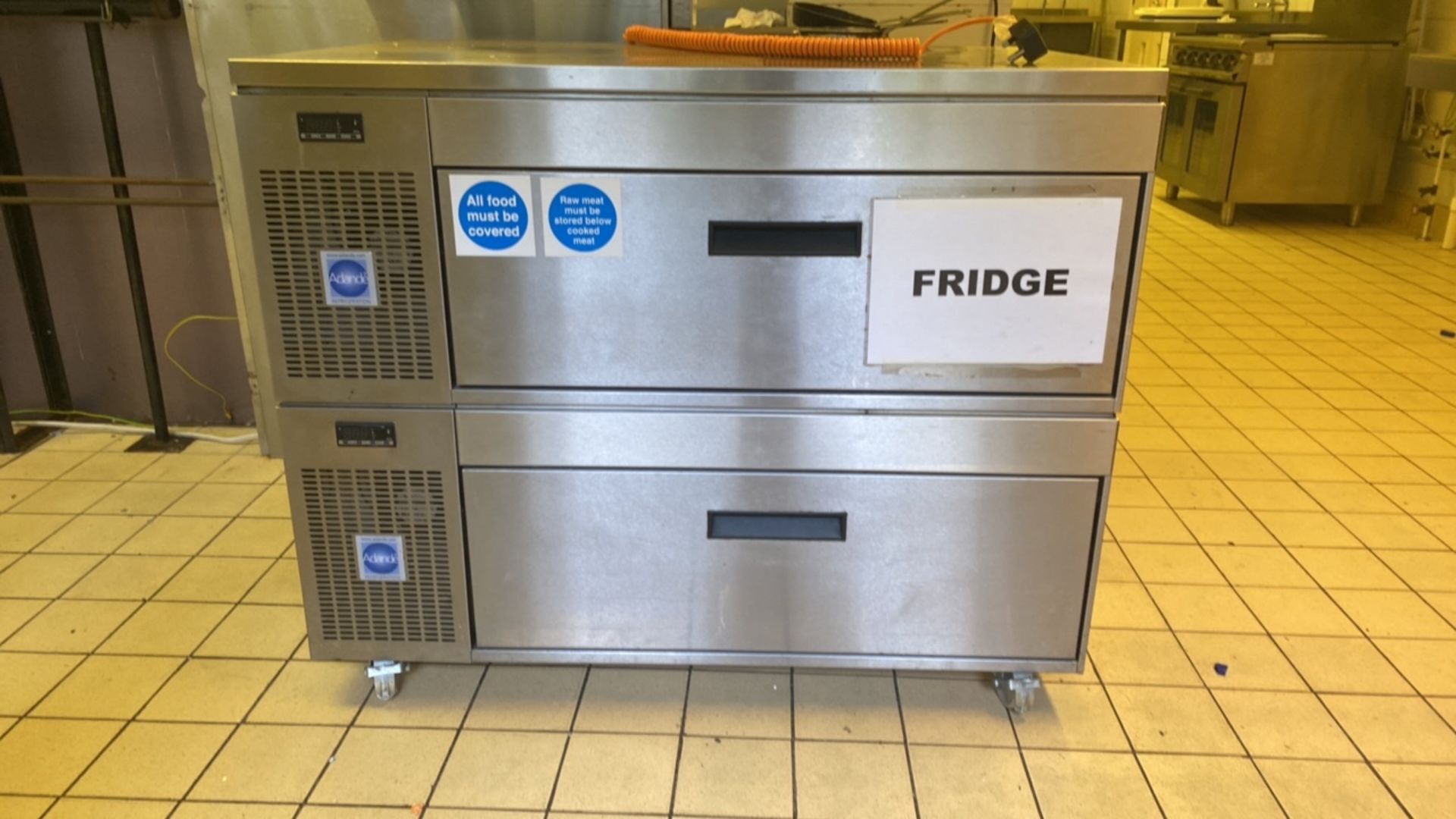 Adnande Bench Fridge