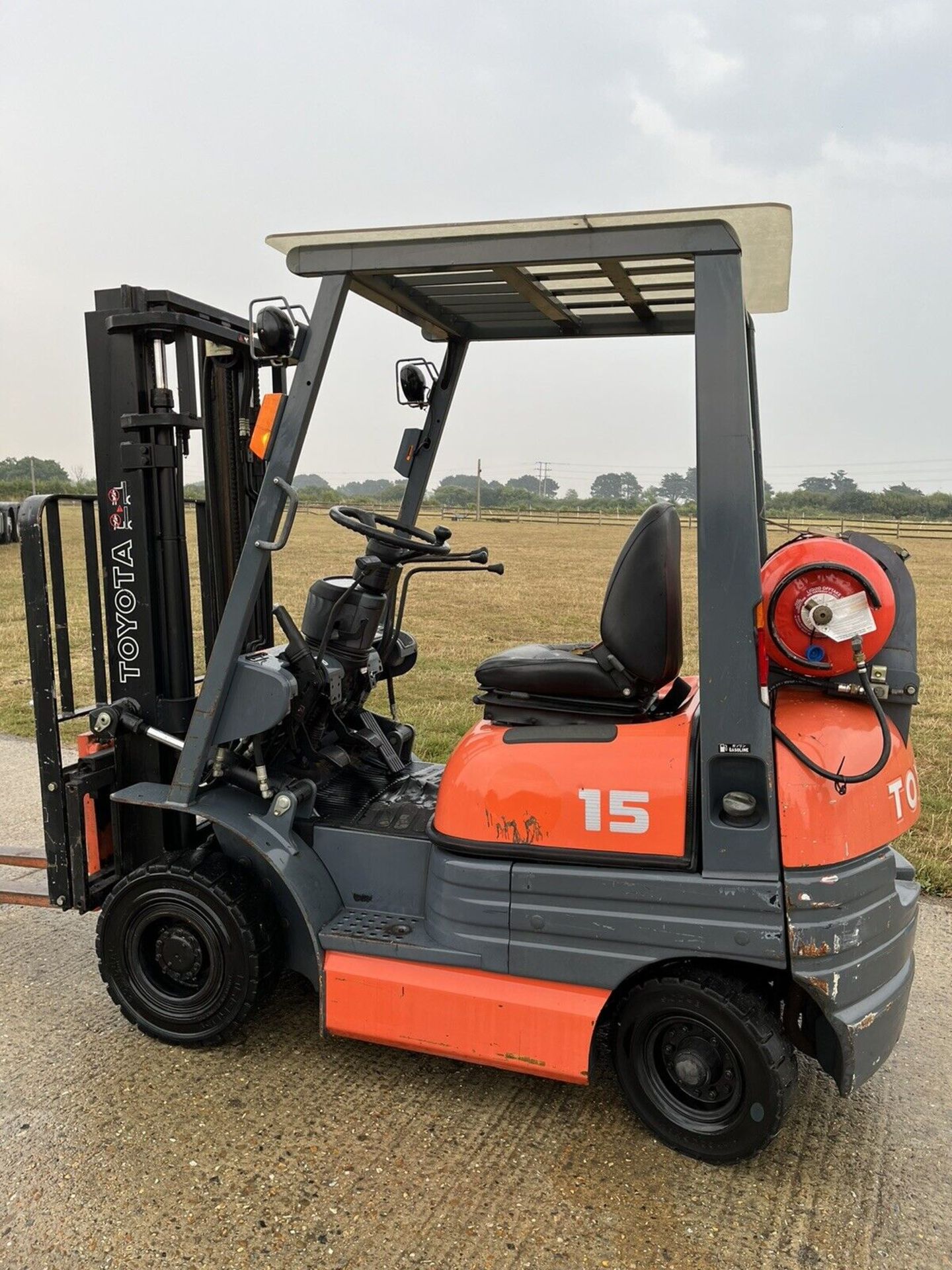 Toyota 1.5 Tonne Gas Forklift Truck - Image 4 of 4