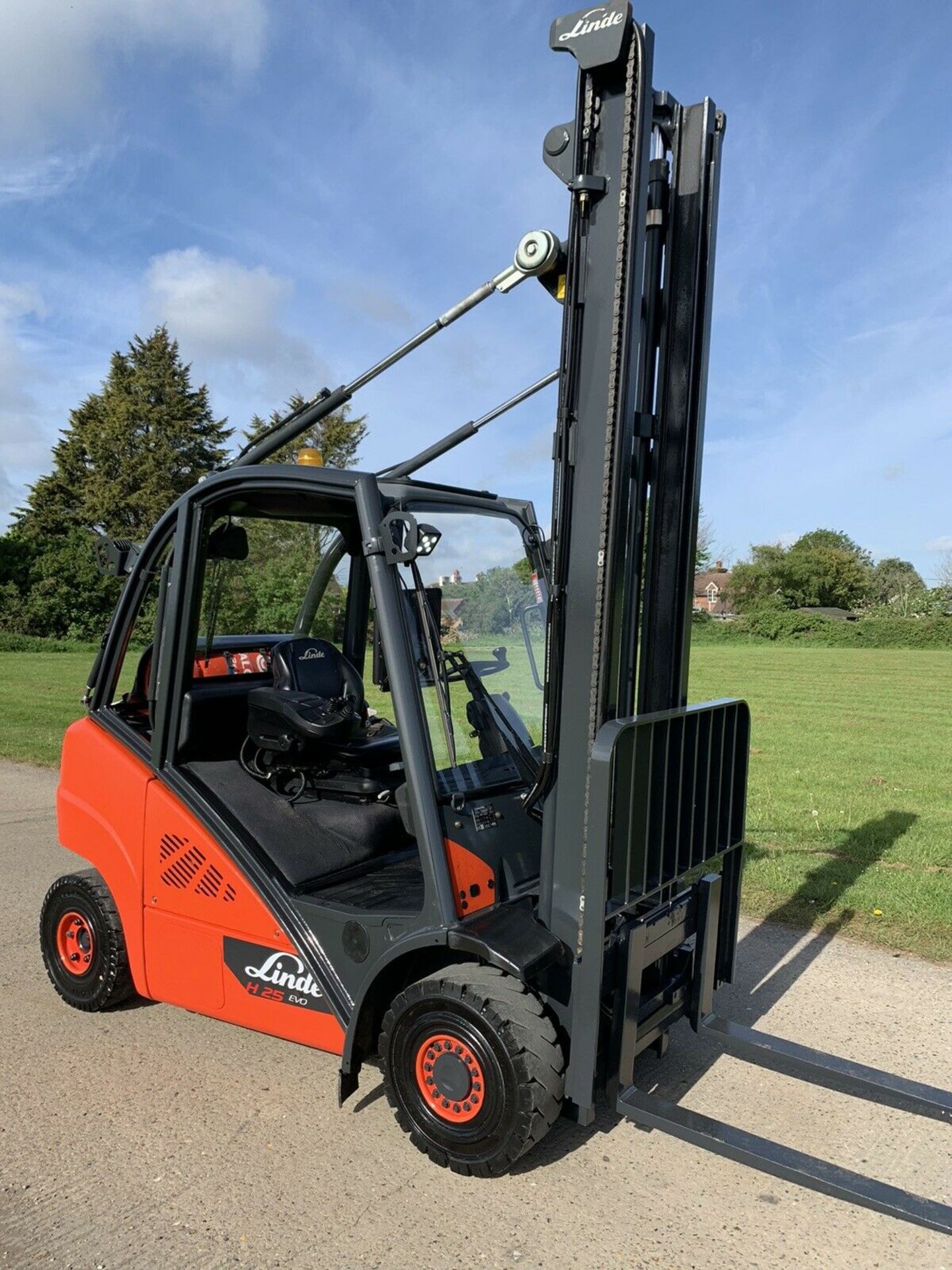 Linde H25 Evo Gas Forklift 2014 Low Hours - Image 3 of 10