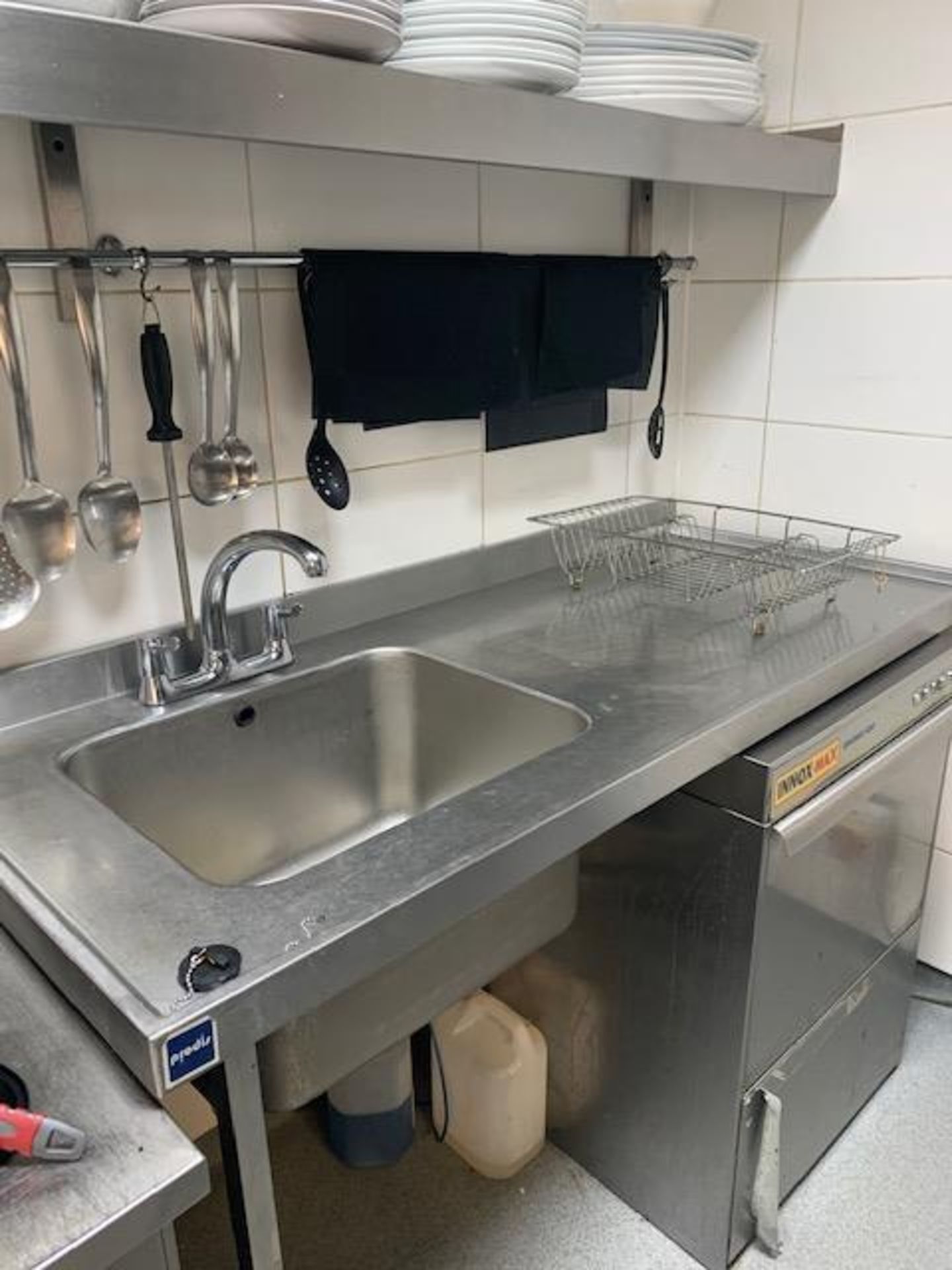 Single Drainer Sink