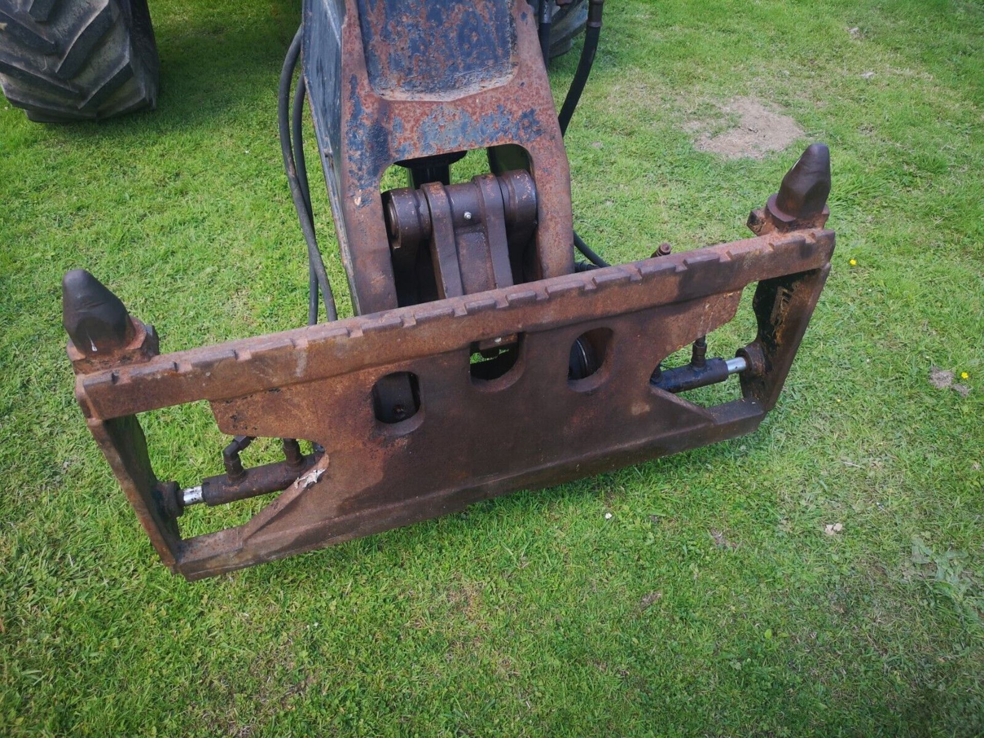 Manitou MLT628 Telehandler Pin and cone headstock - Image 11 of 12