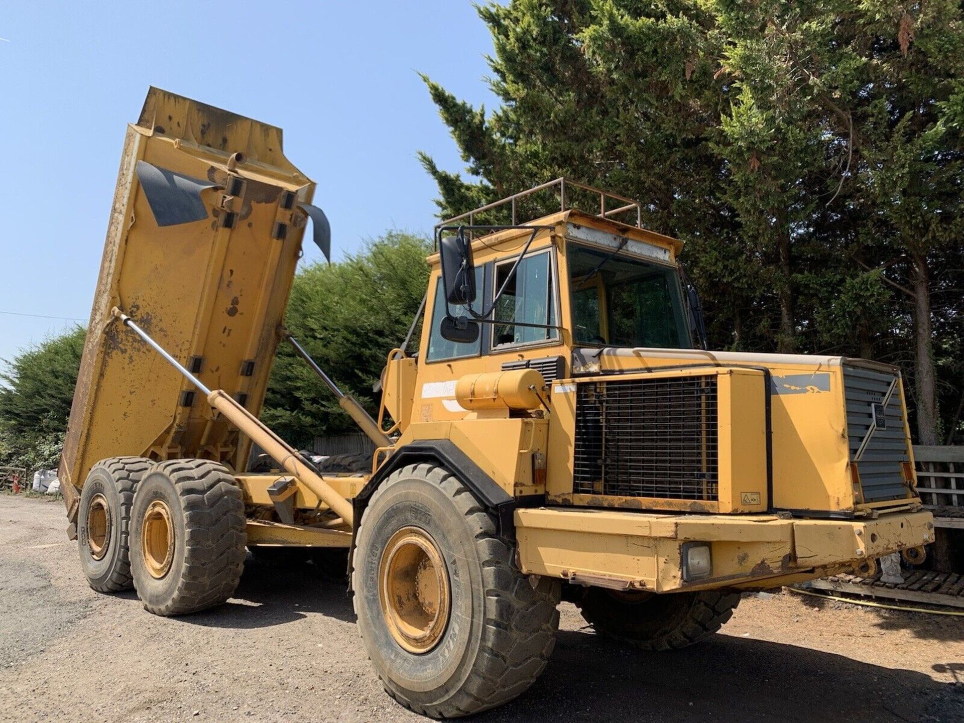 VOLVO A25C Dumper Truck - Image 10 of 10