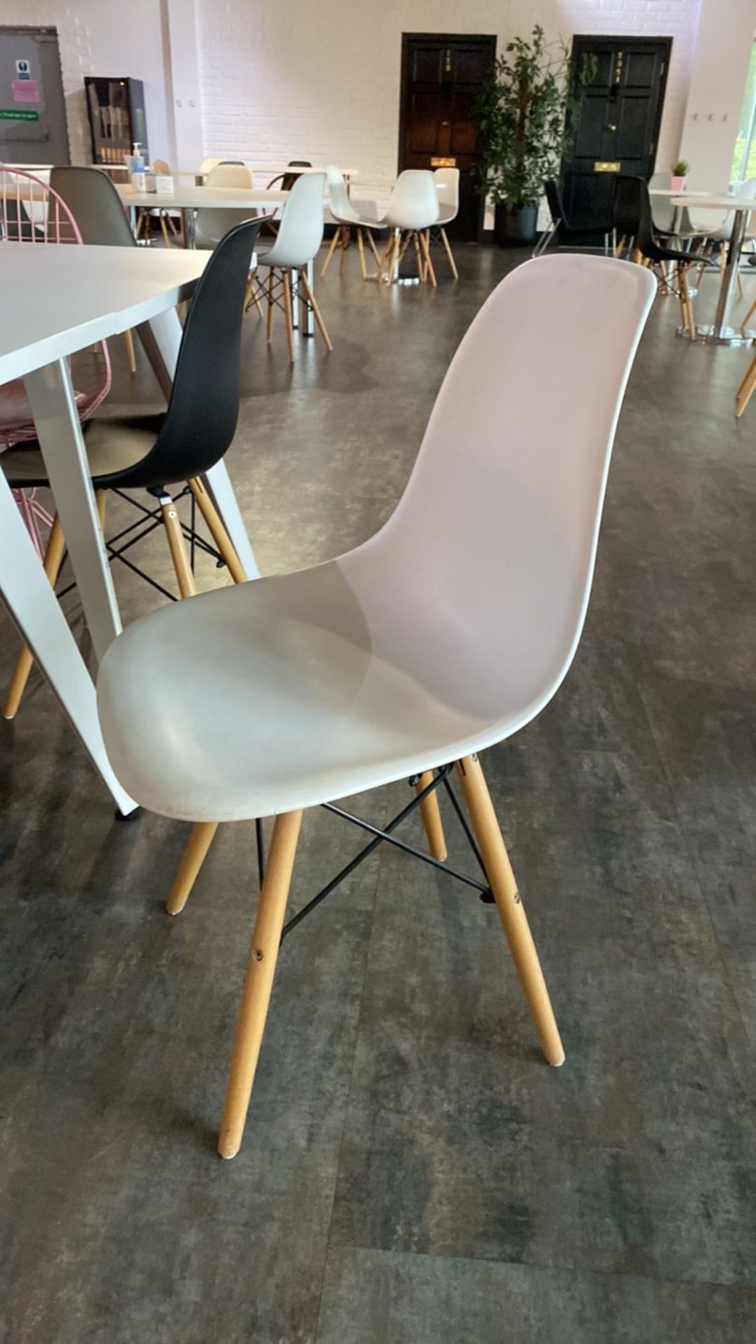 Table and Chairs - Image 6 of 7