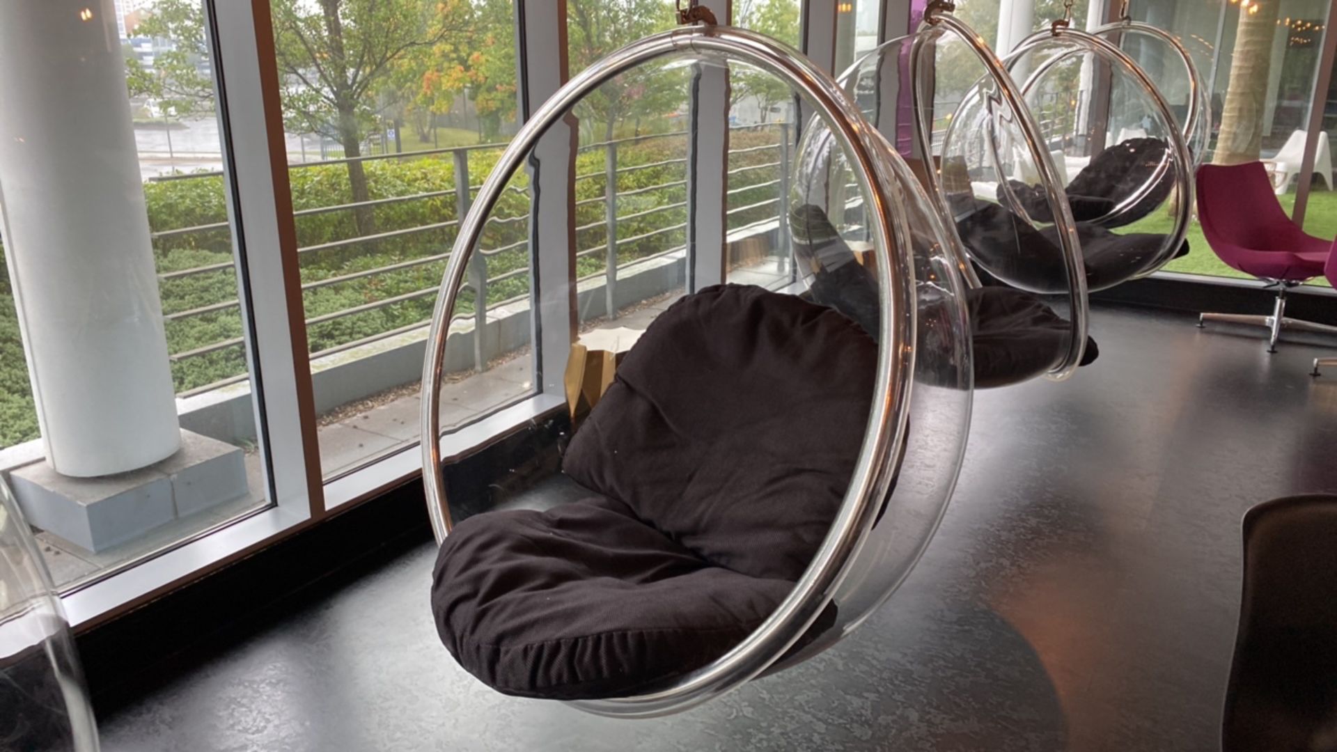 Eero Aarnio Hanging Bubble Chair Replica