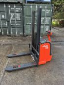 Linde L16 Ride On Battery Powered High Lift Pallet Stacker