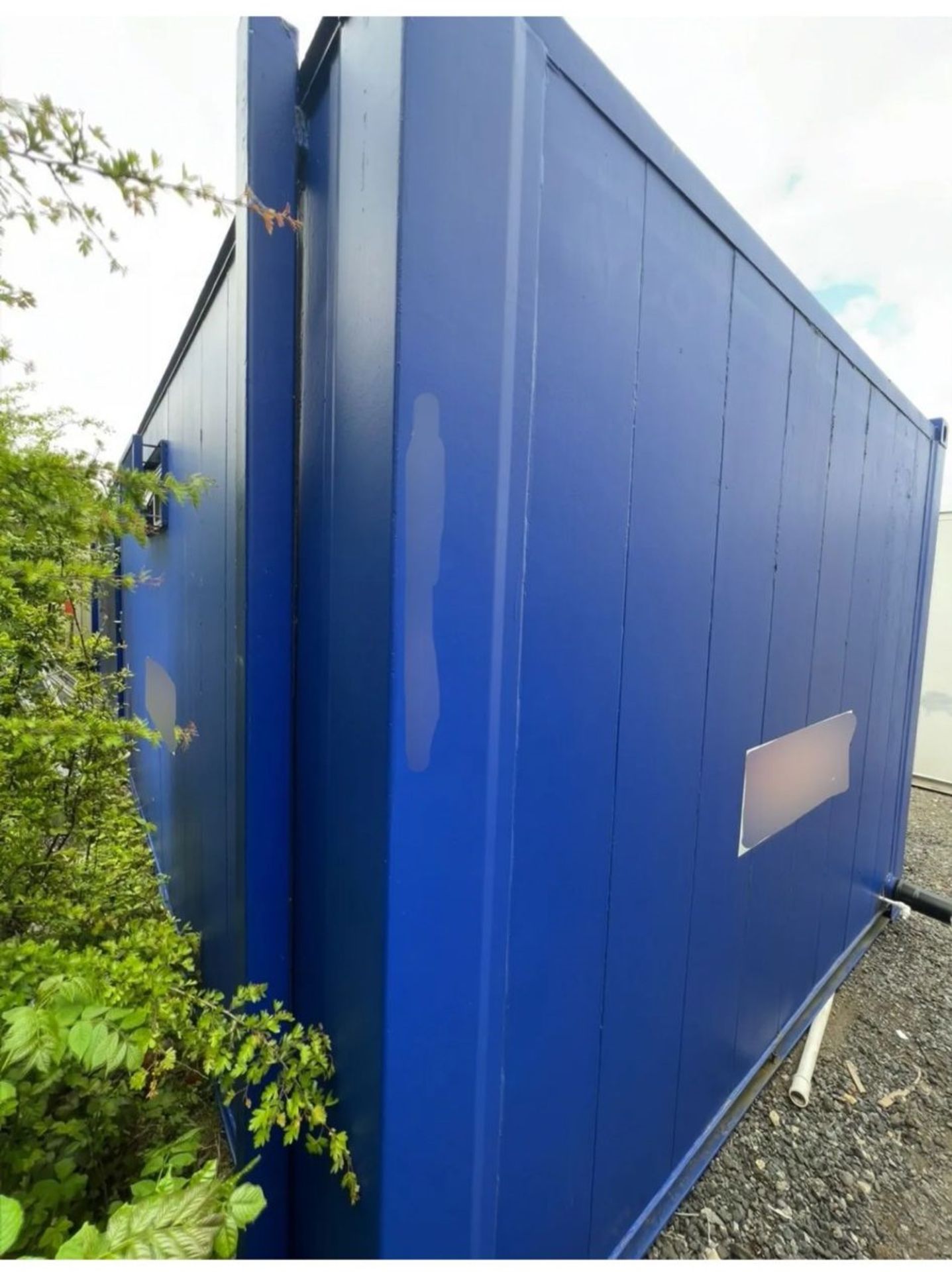 32ft toilet block - Image 9 of 9