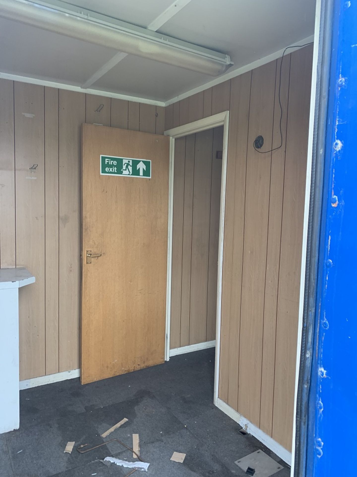 40x8ft Steel shipping container converted to double office/reception - Image 6 of 12