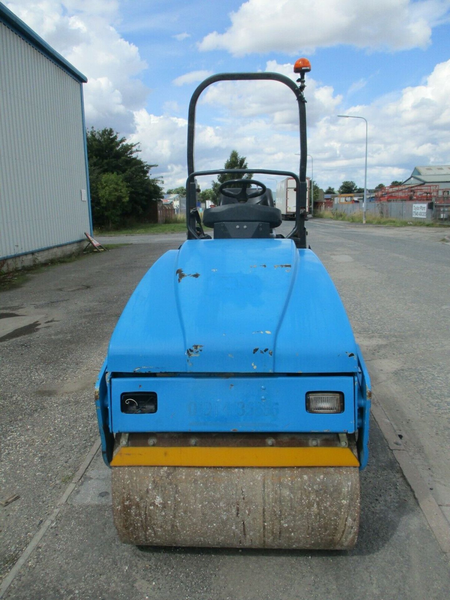 Bomag BW 100 Roller - Image 2 of 8