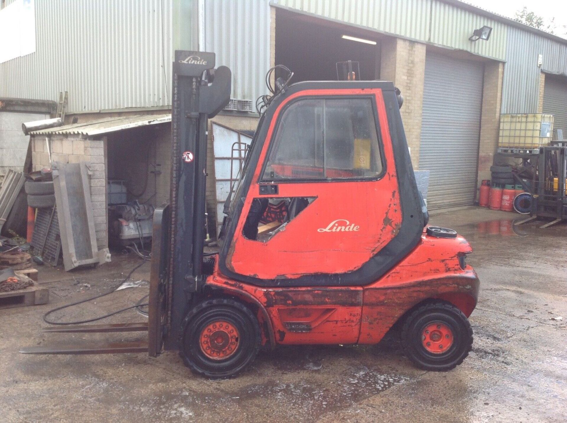 Linde 2.5 ton diesel forklift