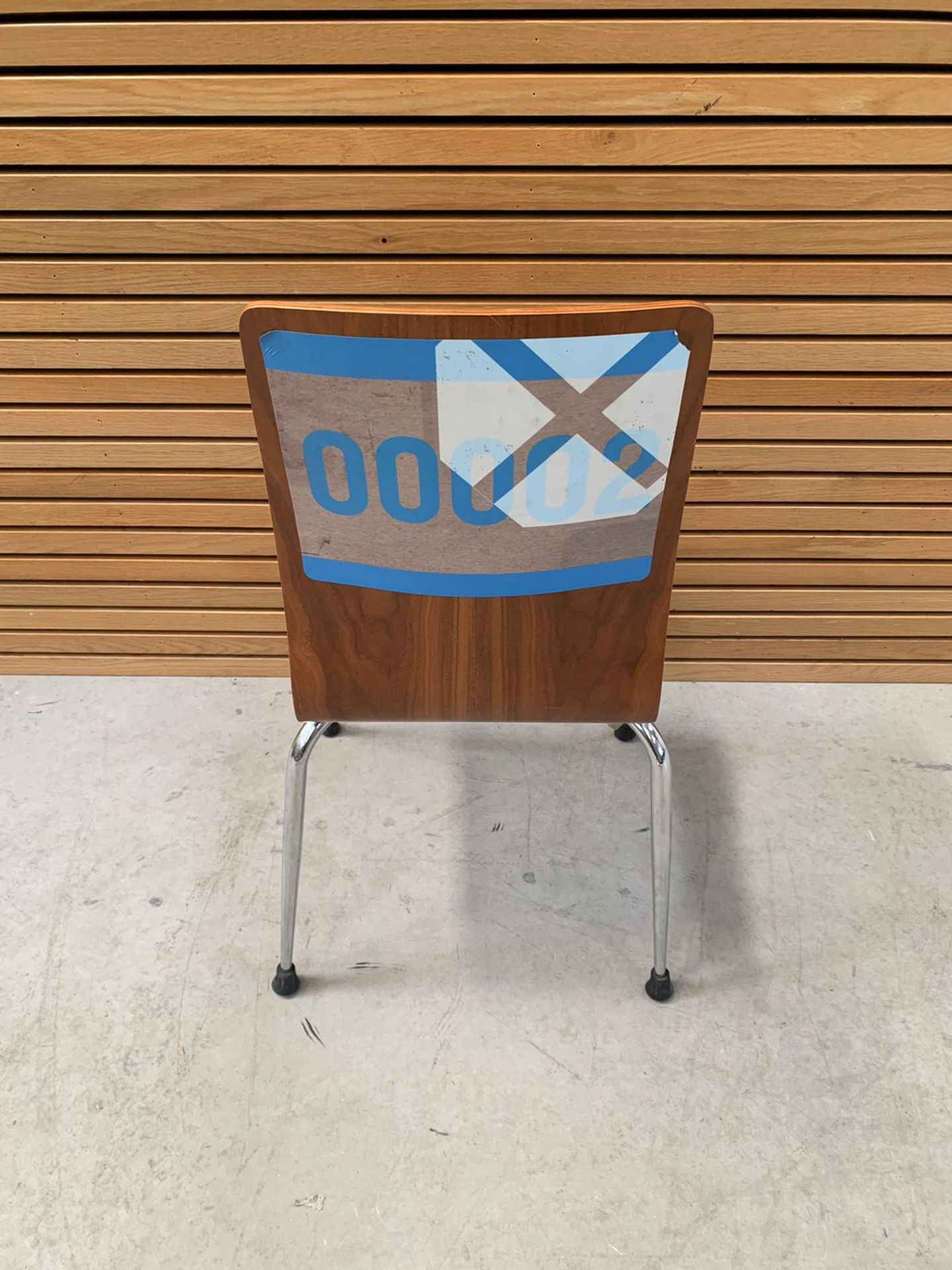 Oak Woodgrain Effect Commercial Grade Chairs Set o - Image 2 of 7