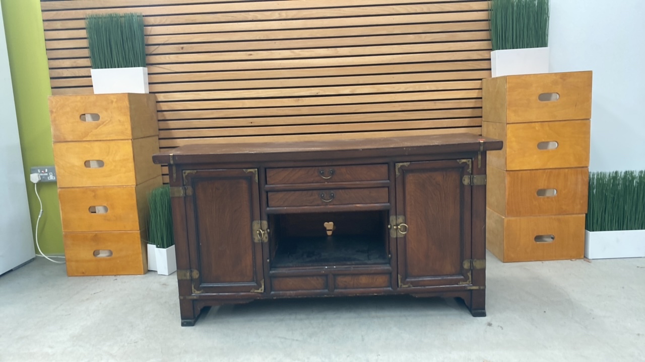 Low Level Dressing Table Manufactured From Oak Woo - Image 2 of 5