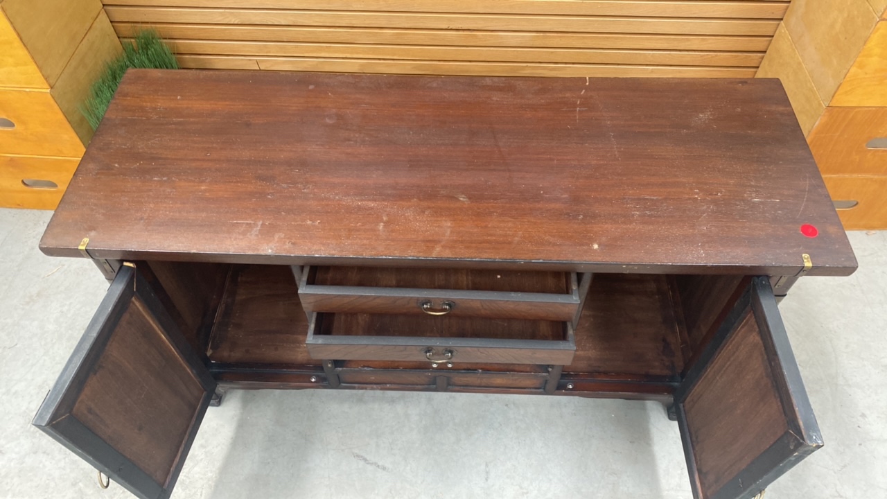 Low Level Dressing Table Manufactured From Oak Woo - Image 5 of 5