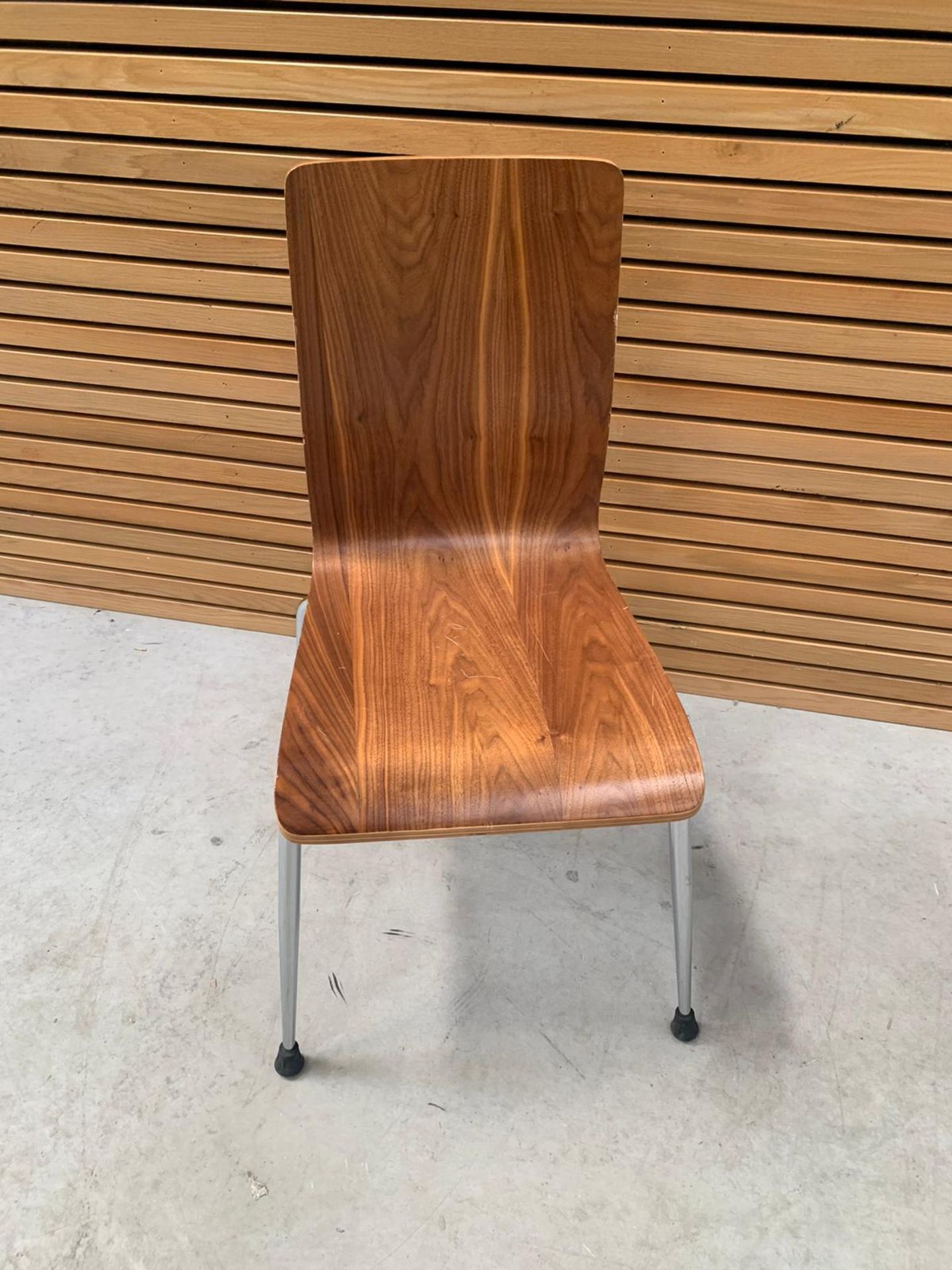Oak Woodgrain Effect Commercial Grade Chairs Set o - Image 7 of 7