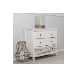 Hampton Chest of 3 Drawers