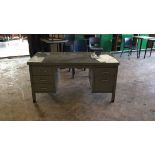 Vintage work table/desk