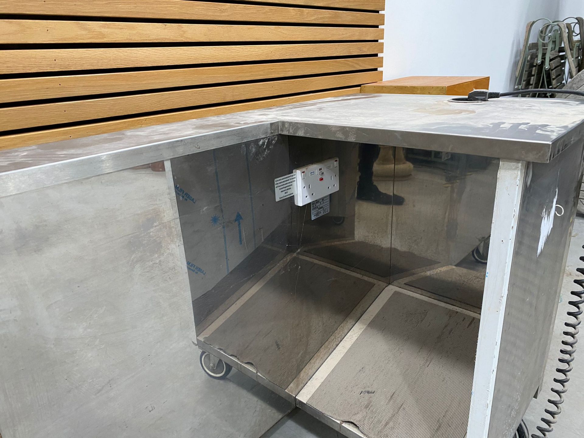 Stainless Steel Servery Counter On Wheels - Image 5 of 5