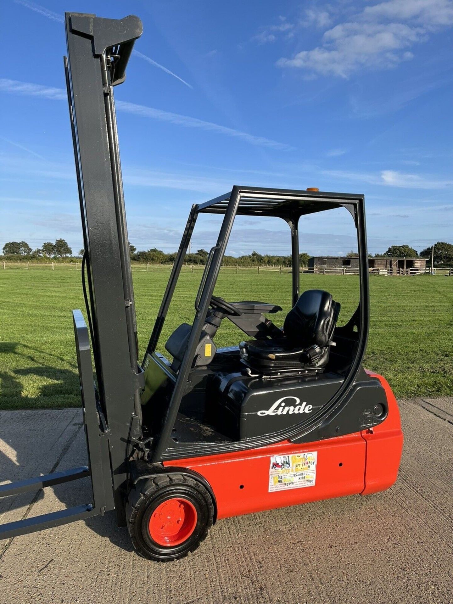 Linde 1.8 Tonne Electric forklift truck