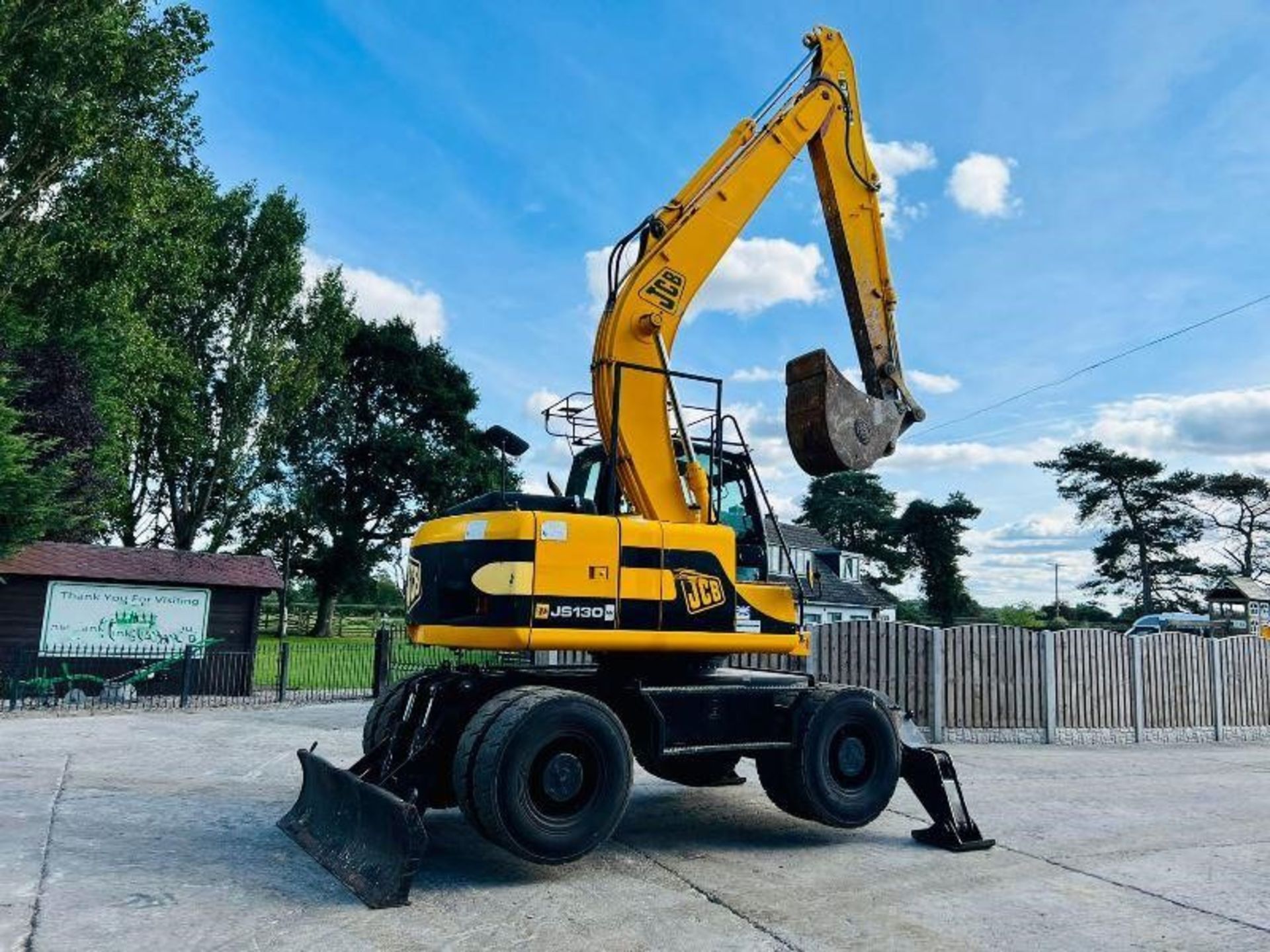 Jcb Js130w 4wd Wheeled Excavator C/W Blade & 2 X Support Legs - Image 7 of 11