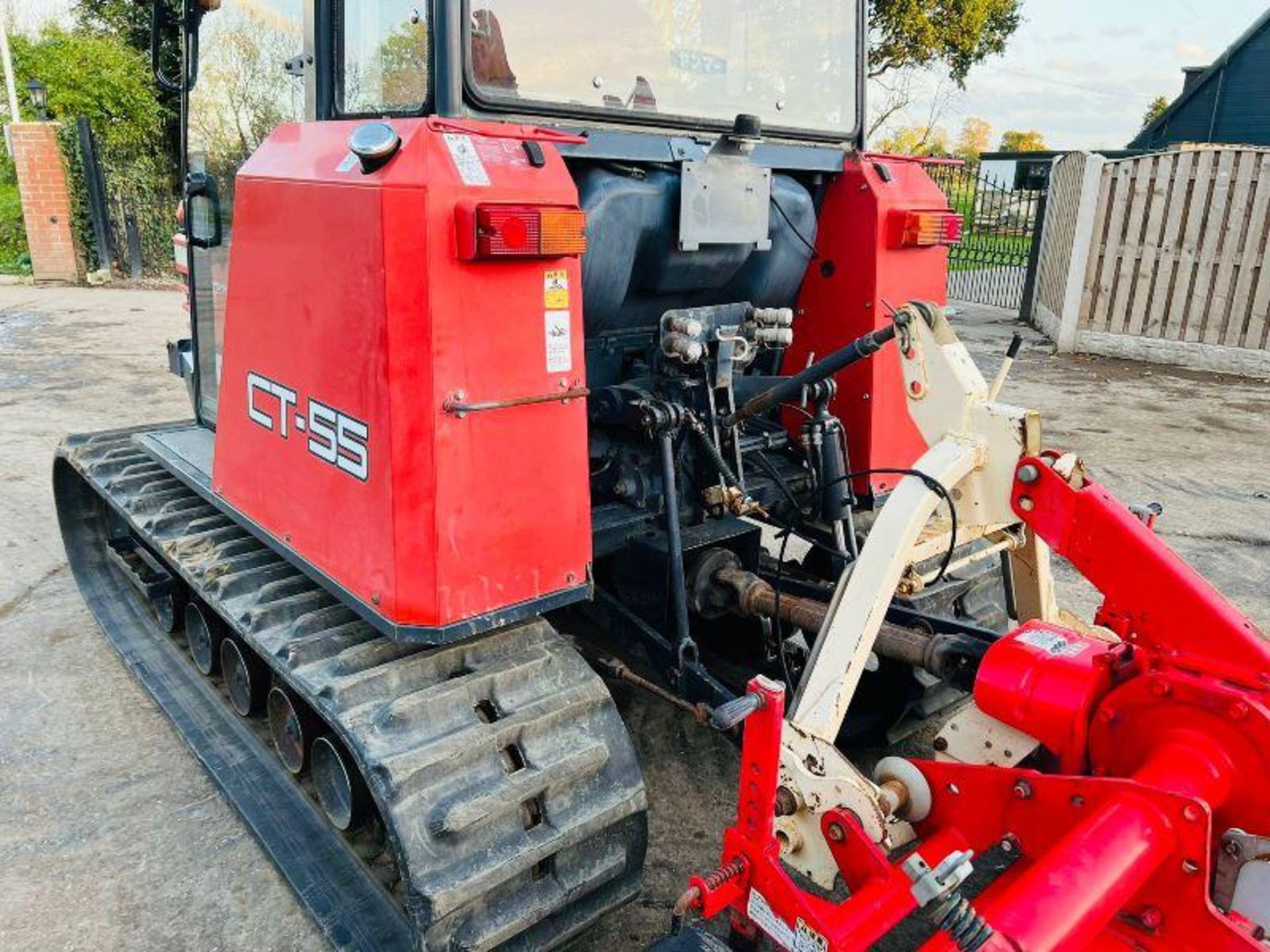 Yanmar Ct-55 Tracked Tractor C/W Rotavator - Image 10 of 15